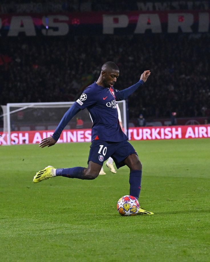 Amelie S⚽️leri tweet media