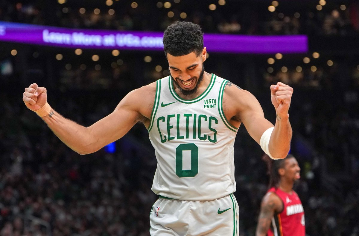 Jayson Tatum's triple-double, 3s lead Celtics past Heat 114-94 in Game 1 trib.al/G2HZ5pP