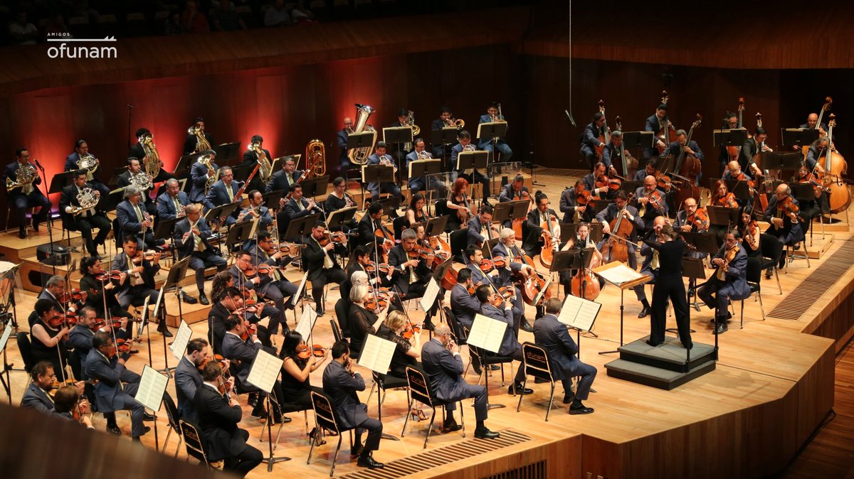 “En sus sinfonías, Bruckner alienta un espíritu cósmico"
Alfred Einstein (1880-1952), musicólogo y crítico alemán

Katharina Wincor, directora huésped
Un clásico no pasa de moda
La séptima sinfonía de Anton Bruckner
#VivealaOFUNAM