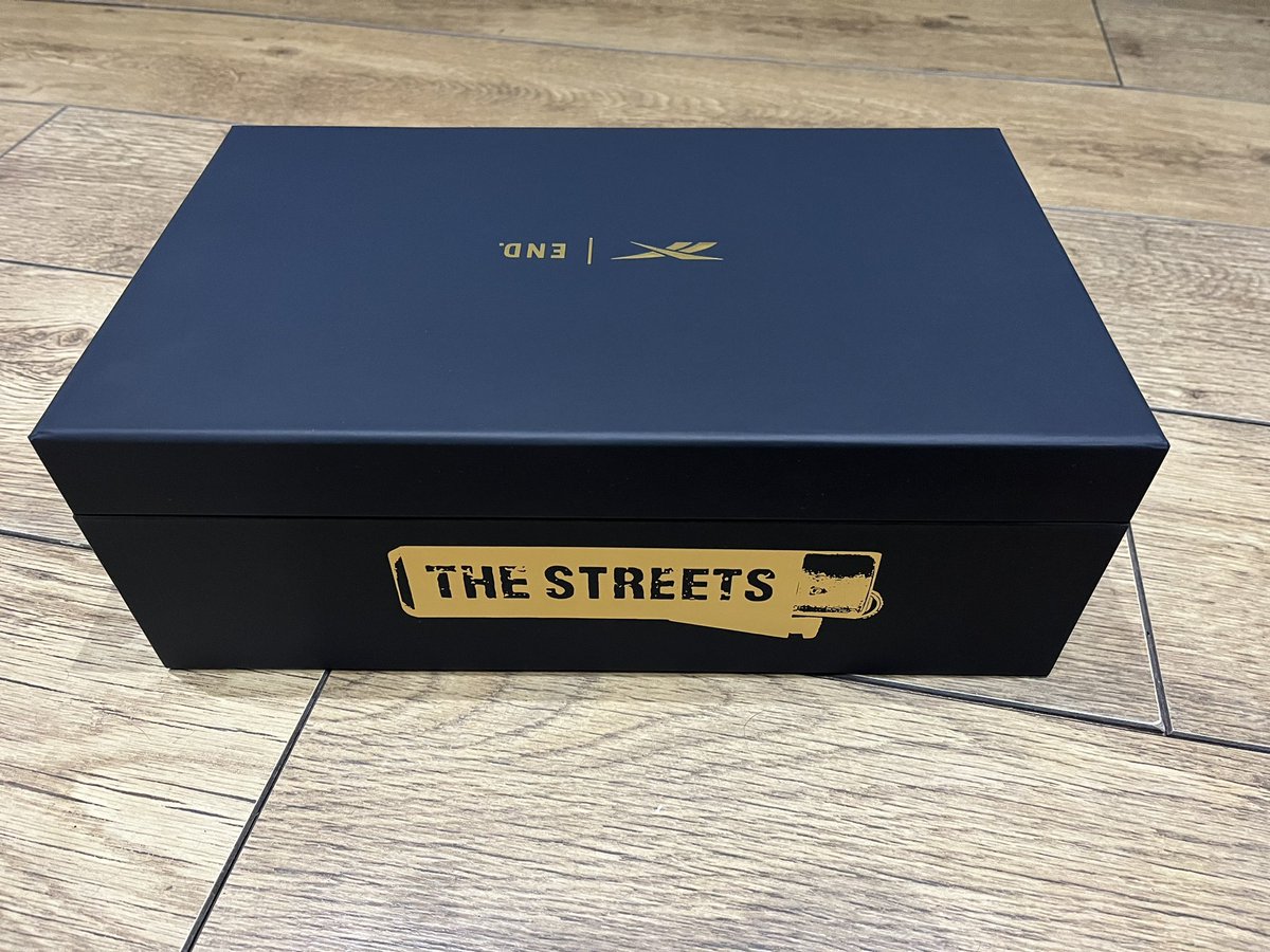 jamiep22's tweet photo. @mikeskinnerltd @Reebok 🎵 Let’s put on our classics and have a little dance shall we 🎵 https://t.co/pV2i3HBDY3