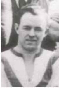Spare a thought for Matthew Robinson, an ex-#mufc forward, born today in 1907. Matt joined from Cardiff in 1931, playing 10 games before the end of the year. But with no goals to show, he moved on to Chester the next year. Matthew Robinson died in August 1987, aged 80. RIP