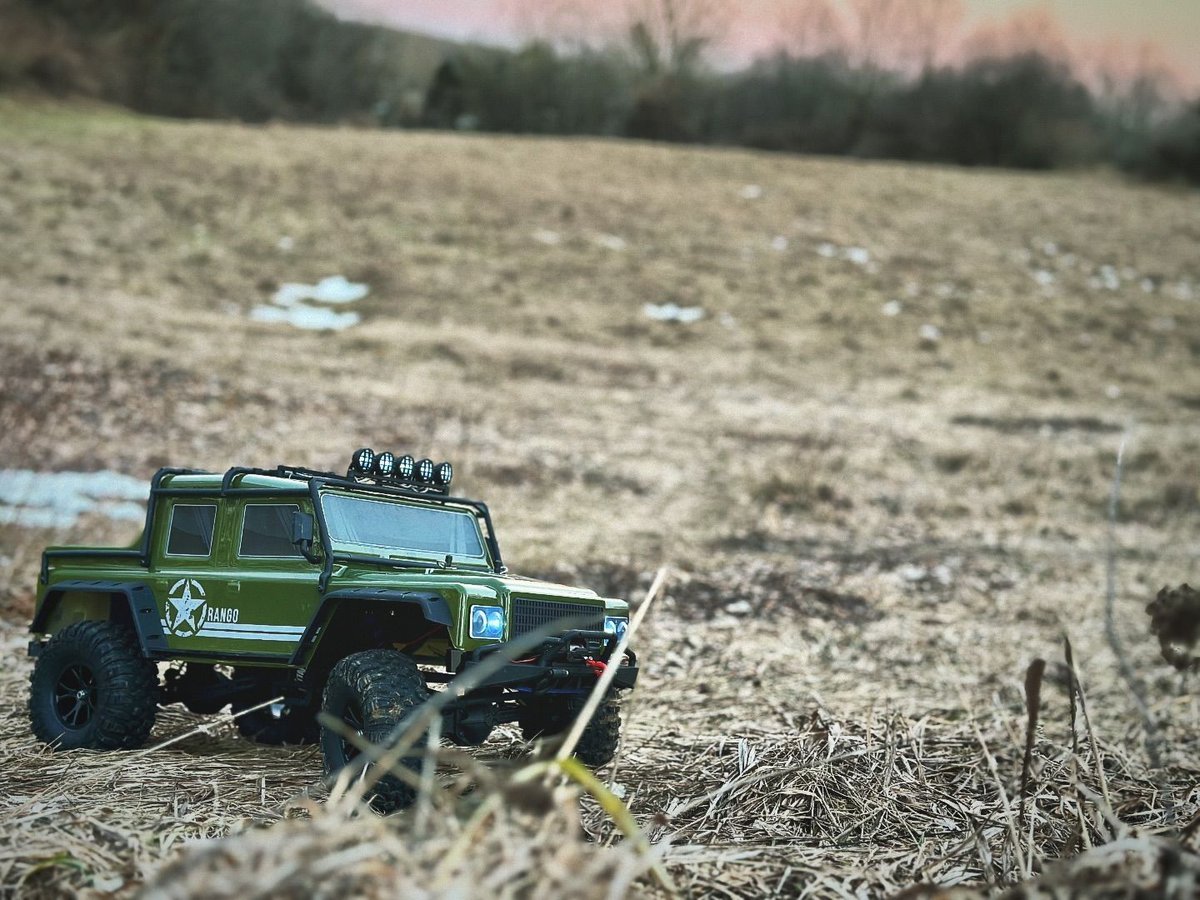 ReeseRC_MI's tweet photo. It was a great day to be outside. 

#ReeseRC #RCfun #rctruck #rcrockracer #rcrockcrawler #rockcrawler #backyardfun #backyardrc https://t.co/MPYqFAoxa0