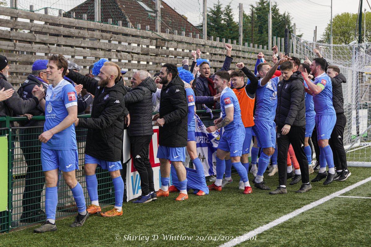 Celebrating as Isthmian League North Champions 
Congratulations Lowestoft Town FC
20th April 2024
@LowestoftTownFC 
lowestofttownfc.co.uk/photos/celebra…