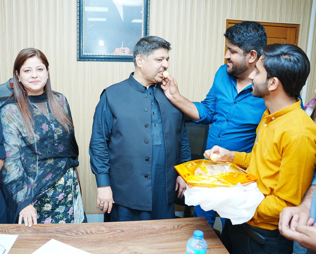 sanaadeel15's tweet photo. Congratulations Sir on your win! Your hard work has paid off, and it's well-deserved. Alhamdulillah for the success! @ShoaibSiddiqui_ https://t.co/vxRW424pIv