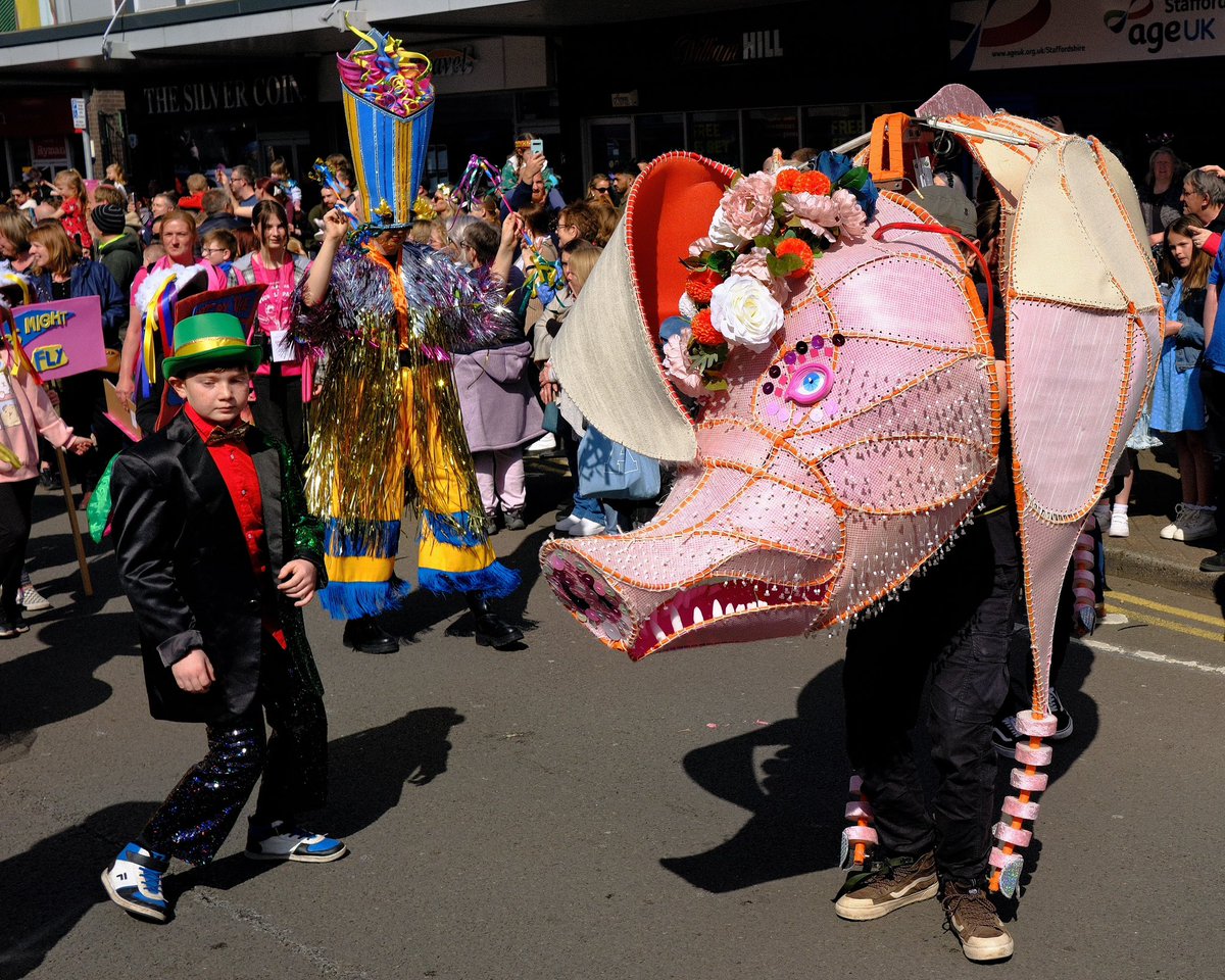 Be more pig. Fab afternoon at Longton Pig Walk and carnival!! @urban_cic #StokeonTrent