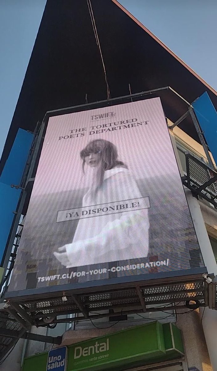 tswiftcl's tweet photo. Chilean swifties celebrate in a big way! Last Friday was The Tortured Poets Department release day and we wanted to share it with everyone, so we decided to show it on these billboards that are installed in different cities of our country. 🤎@taylornation13 @taylorswift13 #TTPD https://t.co/ABRuYN0P4c