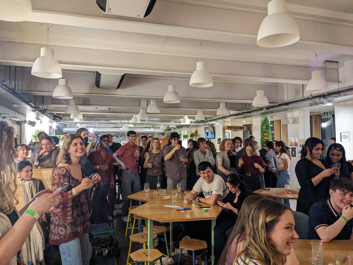 lexiebayness's tweet photo. Last weekend @themancunion headed to Bristol for the @SPAJournalism National Conference. I had the best time meeting other student journalists, seeing what other publications are up to, and hearing from industry professionals across the weekend https://t.co/Yaezcuf4HC