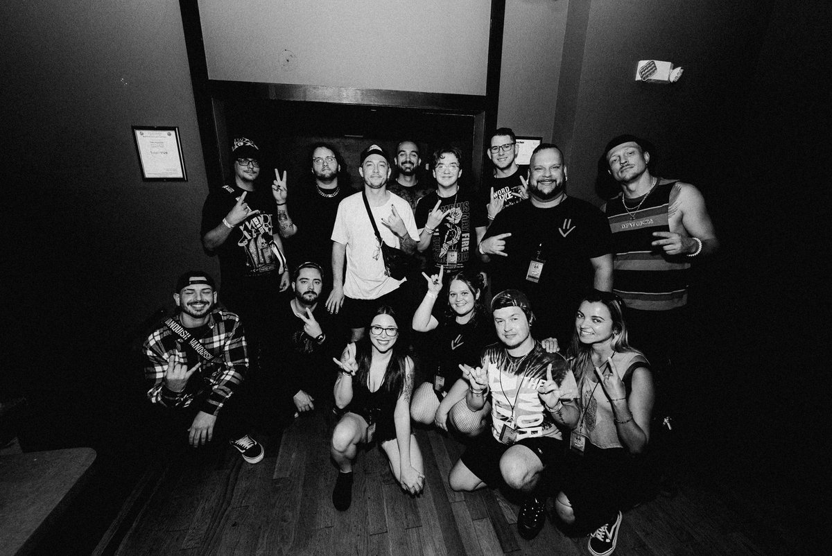 THE WORD ALIVE tweet media