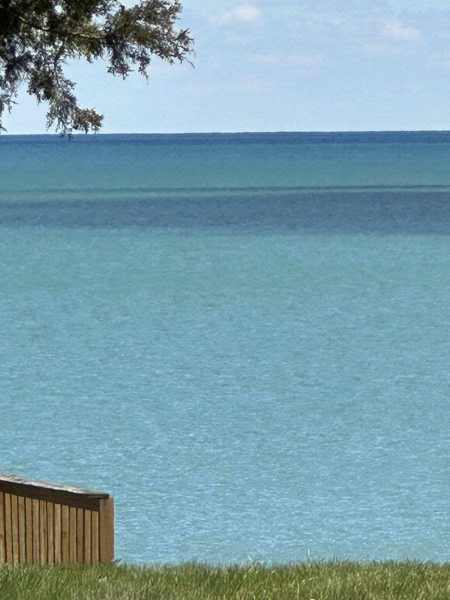 #Lakehuron is looking so lovely with the different shades today #lakehouseliving