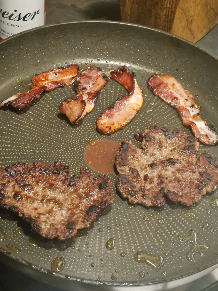 Luke Blunt tweet media