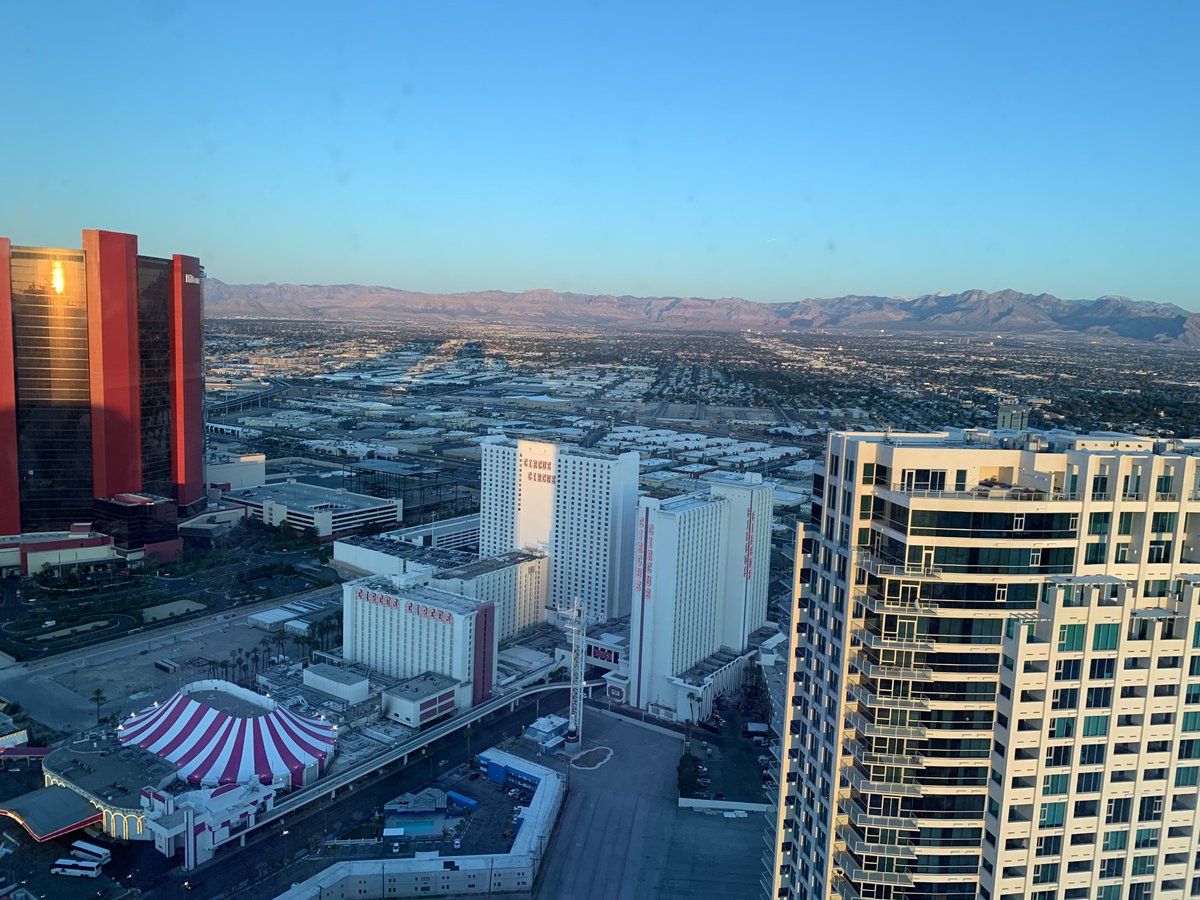 DrIramHussain's tweet photo. 🦋 Had a great time teaching with #NASOIE colleagues in Vegas yesterday!
🚀 Also made plans for future #ThyroidAblation/#RFAThyroid training sessions!
Now I’m just stuck at the airport waiting to go home ✈️ https://t.co/4aHqundbR2