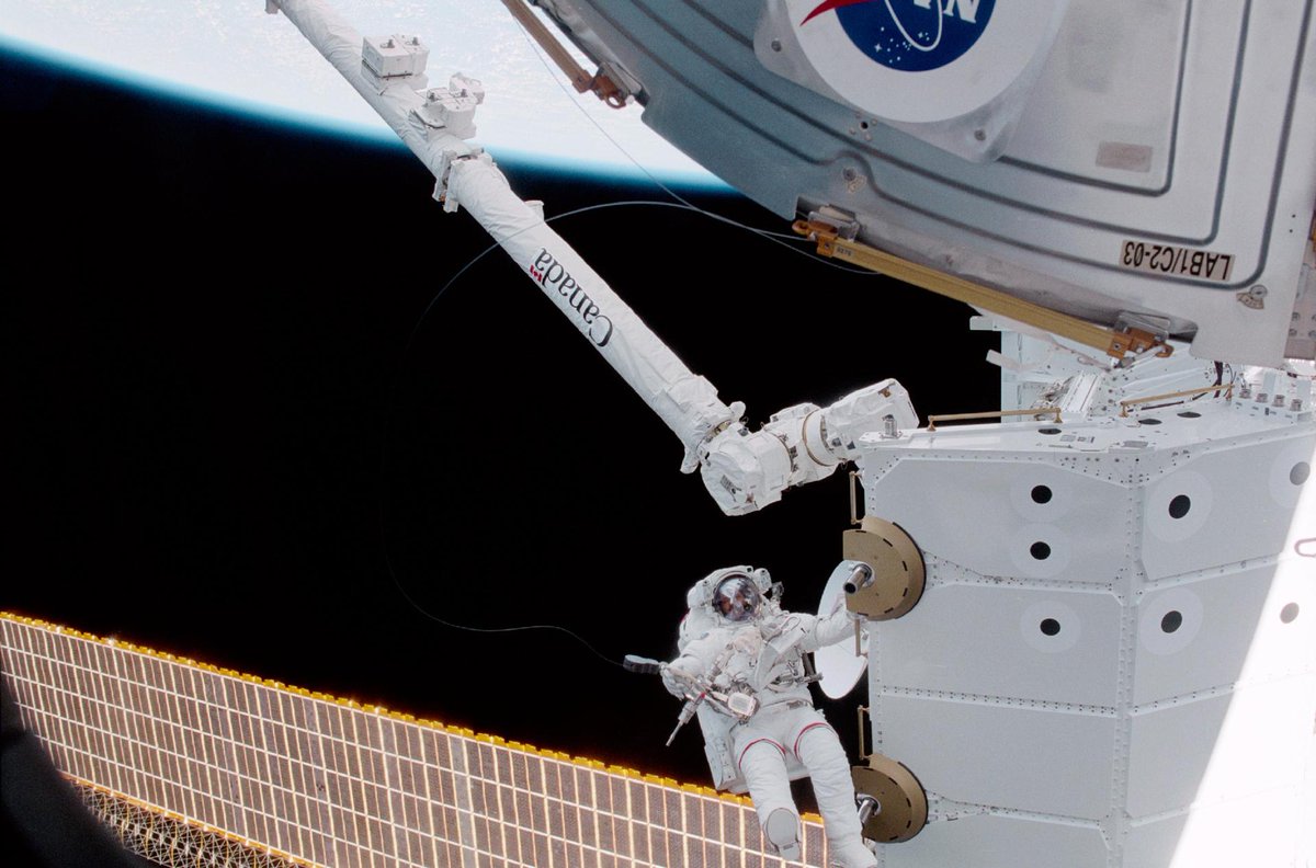 In April of 2001, Space Shuttle Endeavour launched on STS-100. It was a mission with the primary objective of installing Canadarm2 at the @Space_Station Canadian astronaut Chris Hadfield is pictured here on a spacewalk during the mission.