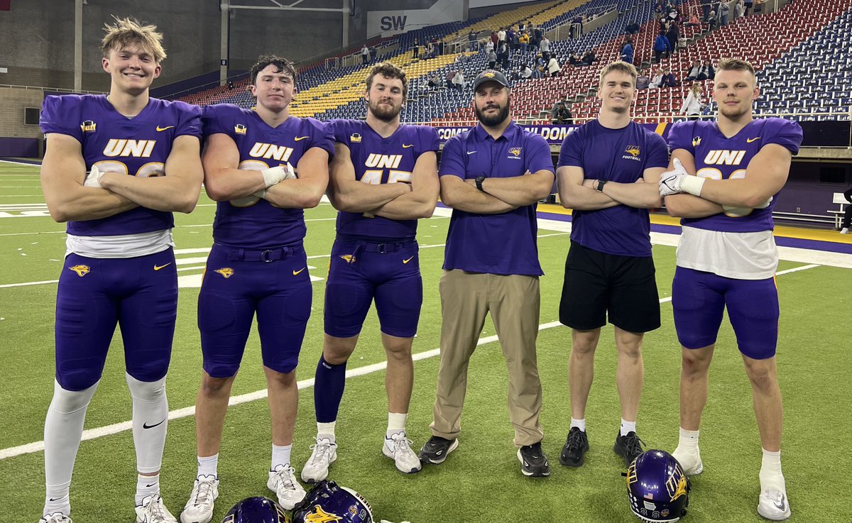That’s a wrap on Spring Ball! Heck of a group we’ve got here! @UNIFootball #TripleBs