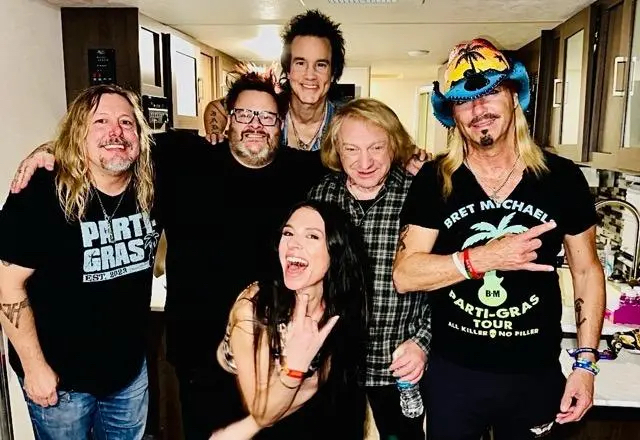 To my good friend @LouGramm congratulations on being inducted to the @rockhall, along with all the members of @ForeignerMusic both past & present. Such a great band, such great songs & my friend, I look forward to doing all these incredible concerts together on the Parti-Gras🤘