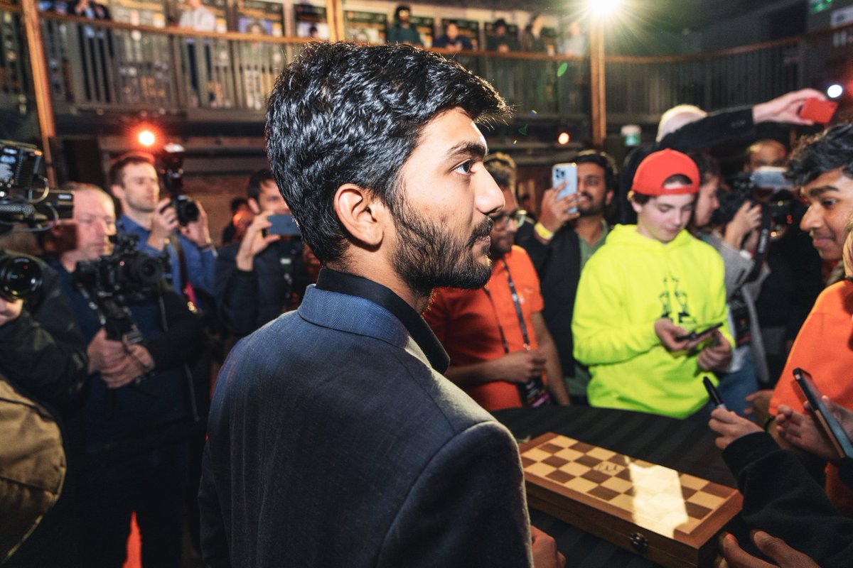photochess's tweet image. SO SO SO HAPPY FOR THIS ONE!!! #Gukesh #candidates #indiachess