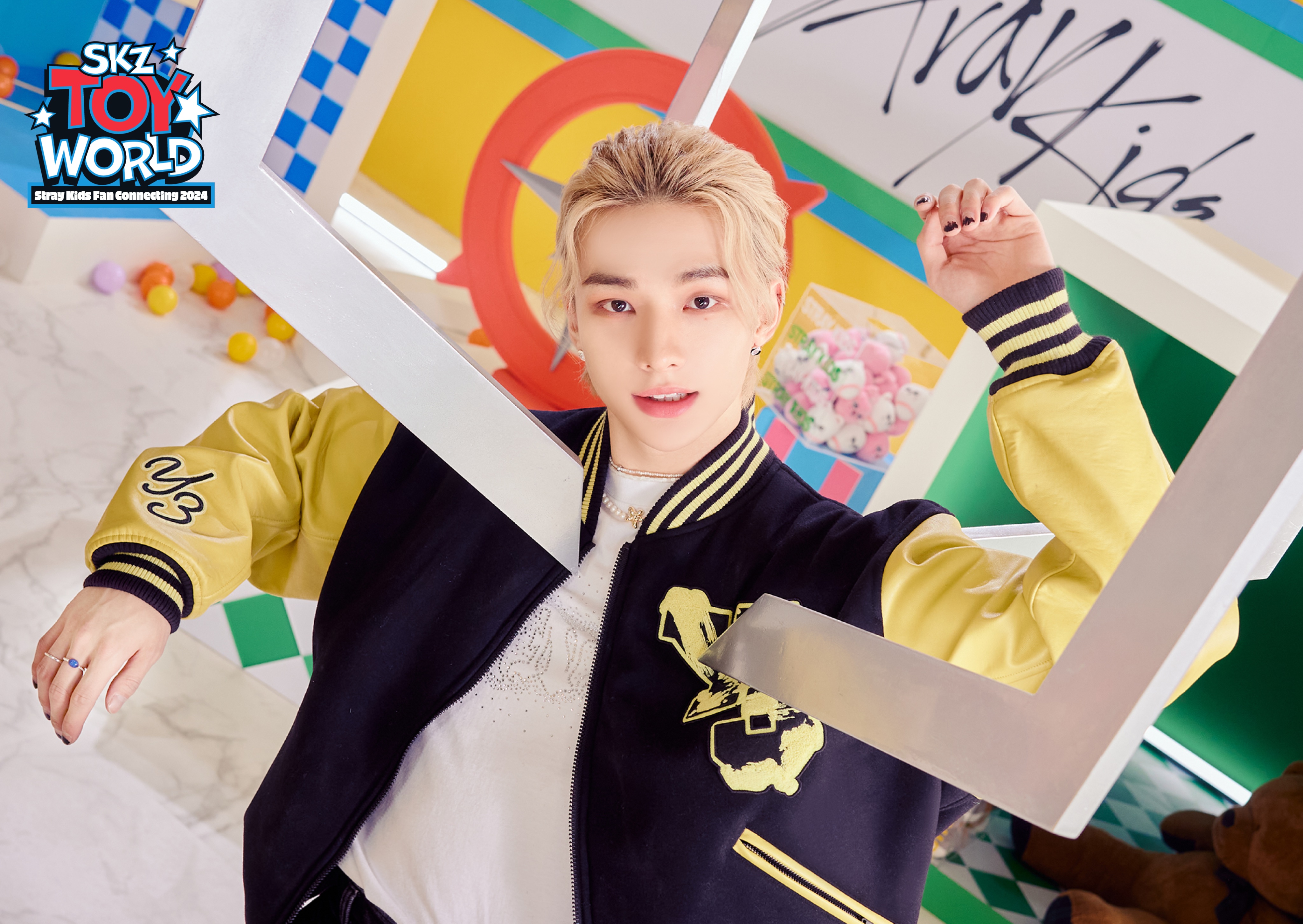 Stray Kids Japan Official on X: Stray Kids Japan Official on X: