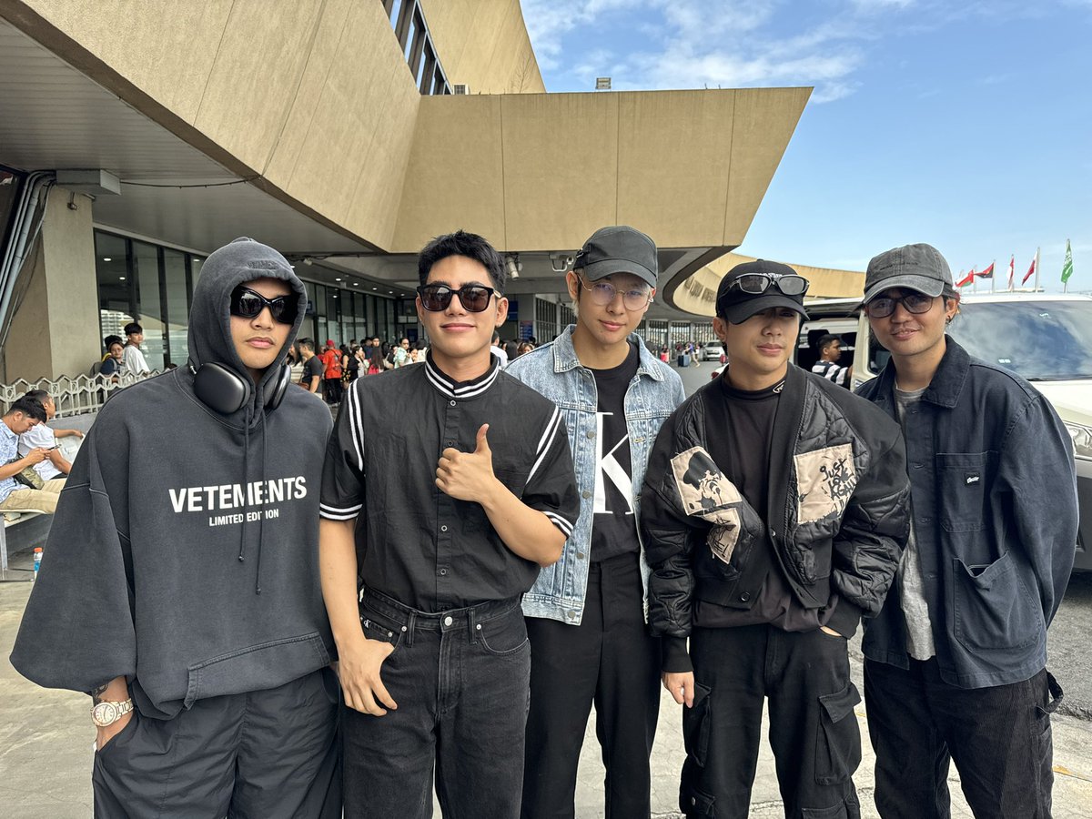 ABSCBNNews's tweet photo. LOOK: P-pop group SB19 (@SB19Official) takes flight to Dubai for the next leg of their Pagtatag World Tour, with an upcoming stop in Japan on April 29. 

The tour's final stop will be in Manila on May 18 and 19 at the Araneta Coliseum. | via @KrishnanGaniel #SB19 #PAGTATAGWorldTour