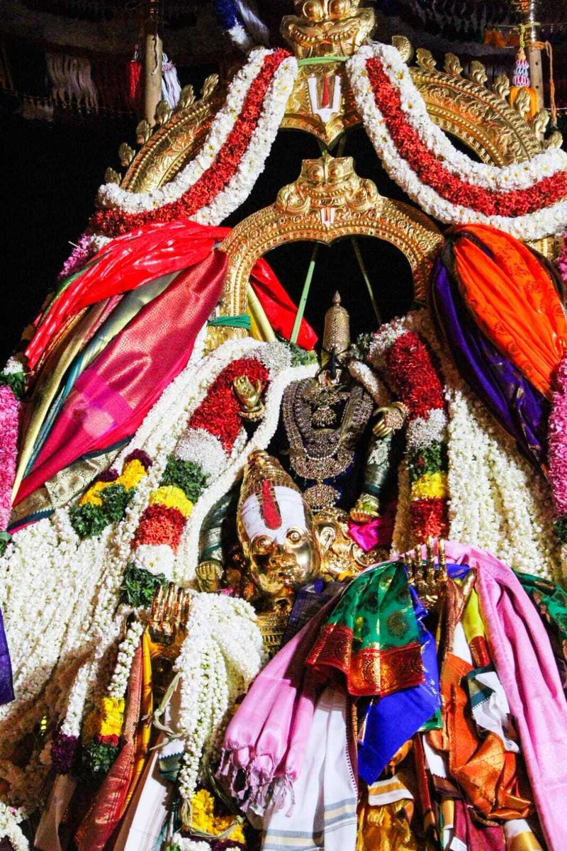 Thirukurungudi Sri Vaishnava Nambi in Garuda Sevai