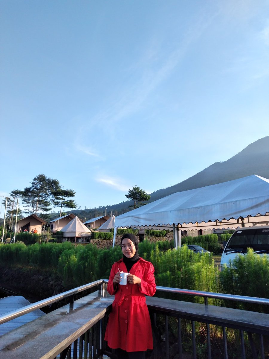 endriismidianto's tweet photo. Gunung https://t.co/4dnnj02Yng