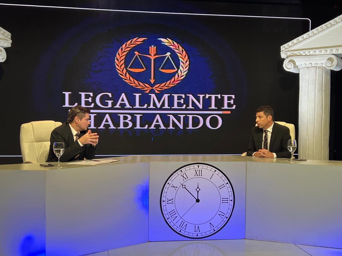 LegalHablandoPy's tweet photo. Nos visita el Director Jurídico de la Capace, Pablo Díaz Guerrín, para hablar sobre el proyecto de ley “Que regula el trabajo en empresas de plataformas digitales de movilidad y reparto a domicilio”. https://t.co/9K32U9DvkS