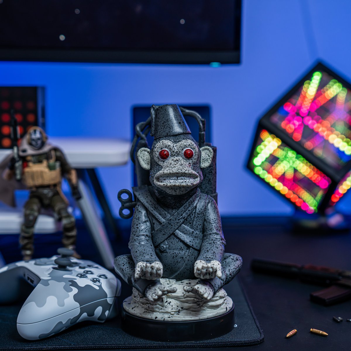 UnboxedWithJosh's tweet image. Tomorrow, I have an amazing unboxing video to show you all, but while we wait, let’s take a look at the latest Call of Duty controller holder that has been released. #xbox #controllerholder