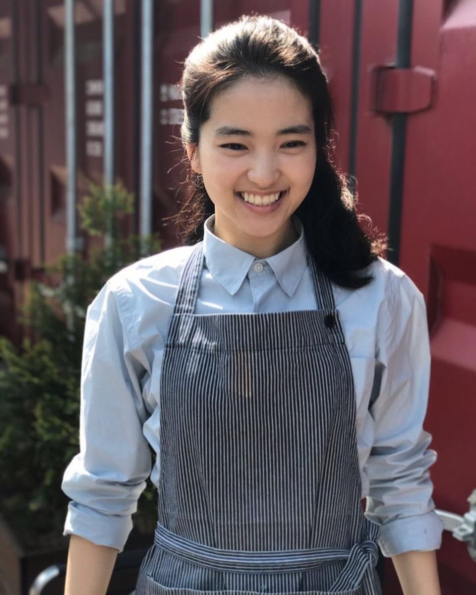 내 리틀포레스트 🌱 김태리 팬이면 갑작스레 몇년 지난 영화 뉴짤떠서 예고 없는 월요일 힐링을 해 ,,Translate post