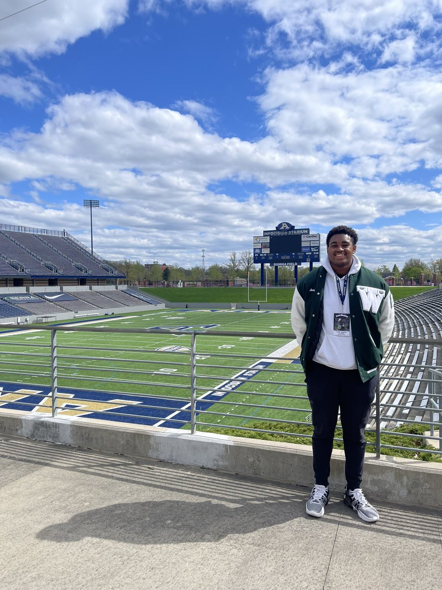 Thank you <a href="/Coach_J_Rod/">Joel Rodriguez</a> for inviting me and my family out to your spring practice yesterday!! We had a great time!!

<a href="/ZipsFB/">Akron Football</a> <a href="/BallCoachJoeMo/">Coach Joe Moorhead</a> <a href="/CoachJMiracle/">Josh Miracle</a> <a href="/rocksathletics/">Westfield Rocks Athletics</a> <a href="/ShamrockFB/">Rocks Football</a> <a href="/IndianaPreps/">Indiana Preps</a> <a href="/PrepRedzoneIN/">Prep Redzone Indiana</a>