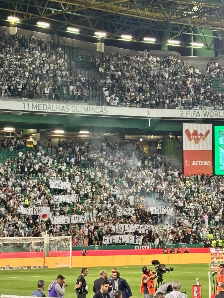 “Juntos” nas línguas dos jogadores 😭💚