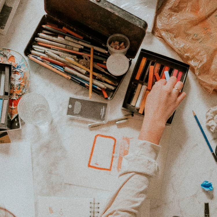 *      [ : 🎨]: 𝐅𝐫𝐨𝐦: 𝖺𝗇𝗈𝗇𝗒𝗆𝗈𝗎𝗌.  
*      [ :🎨: ] 𝐓𝐨: @naturthorned