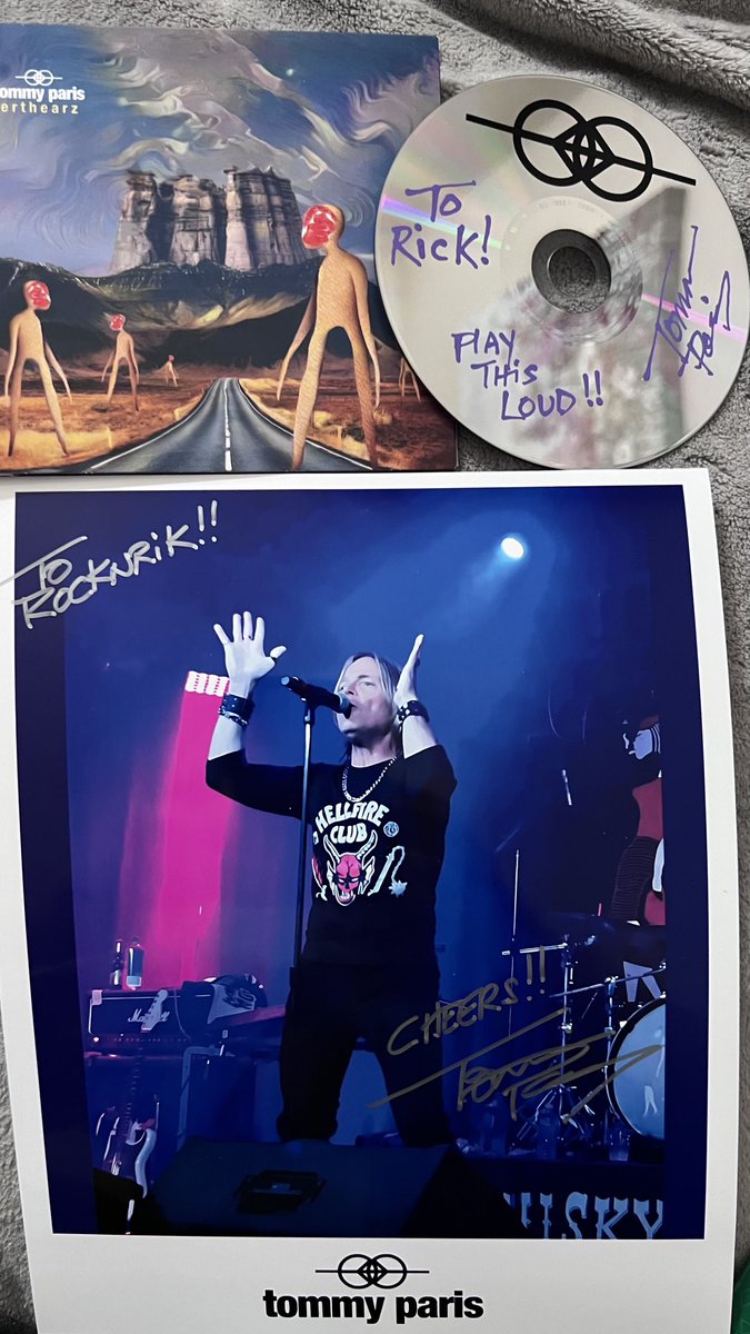 Got my latest signed copy of the new Tommy Paris album “Erthearz” Thank you Tommy. ⁦@DannyCountKoker⁩ ⁦@StephenEPearcy⁩ ⁦@Leverty⁩ ⁦@RandDavidRocks⁩ ⁦@MattVogtRocks⁩ ⁦@PatTravers⁩ ⁦@TommyRocksU⁩ ⁦@dUgpinnick_⁩ @hairnetradio1
