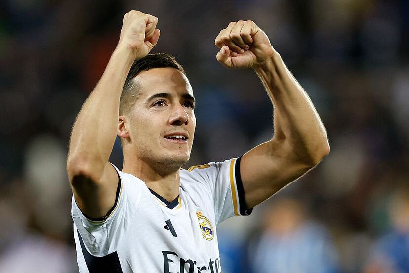 javibalboa85's tweet photo. Ejemplo de PROFESIONAL máximo!! 
Siempre listo para jugar, da igual la situación, la dificultad y siempre siendo de los mejores!! 
Un ejemplo Don @Lucasvazquez91 https://t.co/8EZBTR8tBB