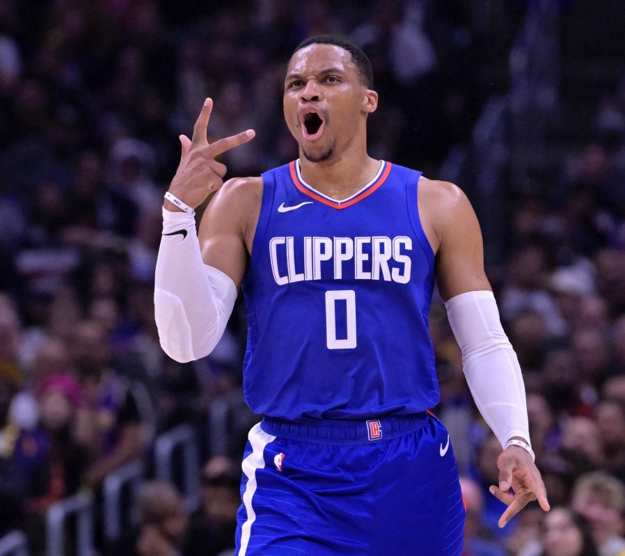 ⁦<a href="/russwest44/">Russell Westbrook</a>⁩ is showing us again his impact goes way beyond stats. He is exerting his will on the Mavs right now. Sending a message to their big men in particular that he is enforcer they will have to deal with for the rest of this series.