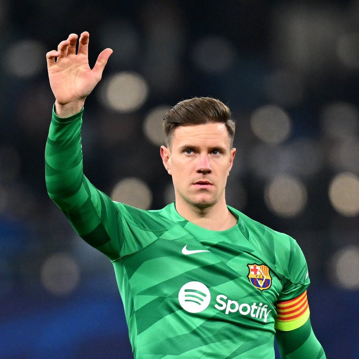 FabrizioRomano's tweet image. 🚨 Ter Stegen: “It’s a shame for football world”.

“No goal line technology, why? There’s a lot of money into this industry, but apparently not for the most important thing”.

“It’s just a shame”.