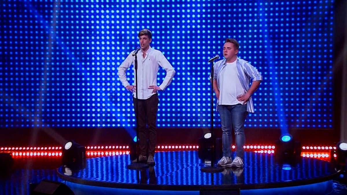 JotalentATV's tweet photo. Pues parece que el intensivo en #Milagro ha servido para convertir a Sergio en un buen navarrico 🎙️ ¡Míralos a los #BORGIO!
#JotalentGala3 https://t.co/HUP0zvyRMZ