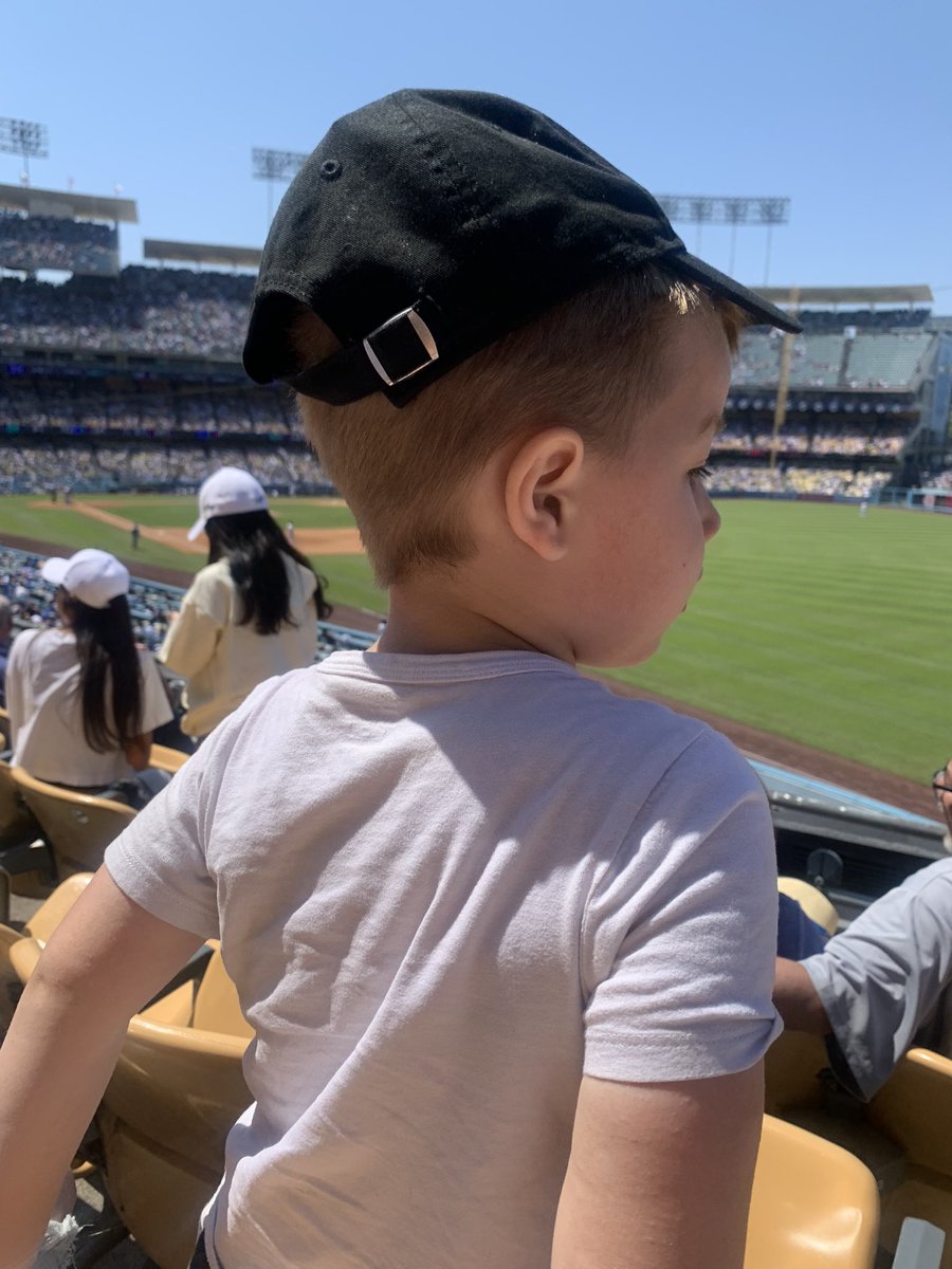 Lil dudes first game and it’s an offensive explosion including an Ohtani moonshot. Sorry he’s bad luck @clem @KFCBarstool