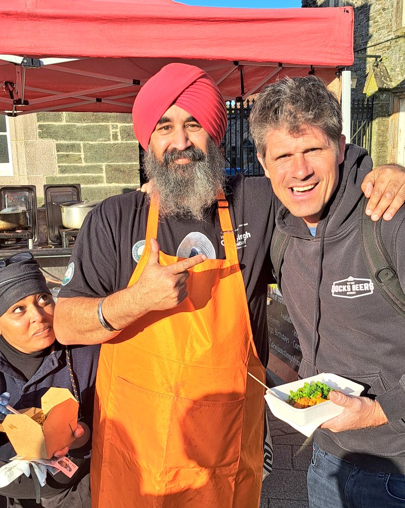 An absolute pleasure to meet @SethLakemanNews who enjoyed our #desichickencurry @MissIvyEvents #tavistock Street Food festival. See you at the next one May 25th 5 - 8pm. @PlymouthChaz