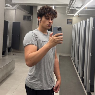 GabrielSetimo's tweet image. #NovaFotoDePerfil