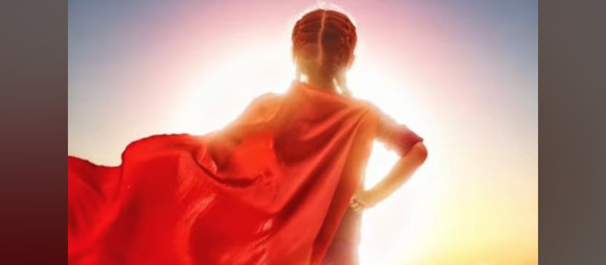 Últimamente me he vuelto muy llorón. Se q no es malo, pero será por vergüenza o no sé pq...lloro por una peli, por un recuerdo, hablando con alguien...Está claro q las vivencias q generan demasiada ansiedad y estrés se pagan algún día. Quizás, yo lo esté pagando en este momento .