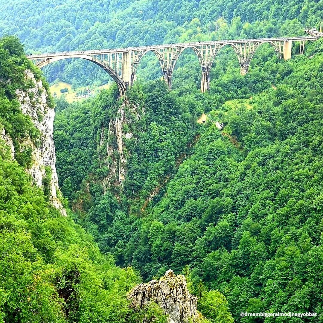 Discover Djurdjevica Tara Bridge - a gateway to adventure nestled in stunning landscapes🏞️. For everyone from thrill-seekers to nature enthusiasts, Montenegro offers unforgettable adventures. Don't just read about it - experience it! 👉 bit.ly/3xECWjL