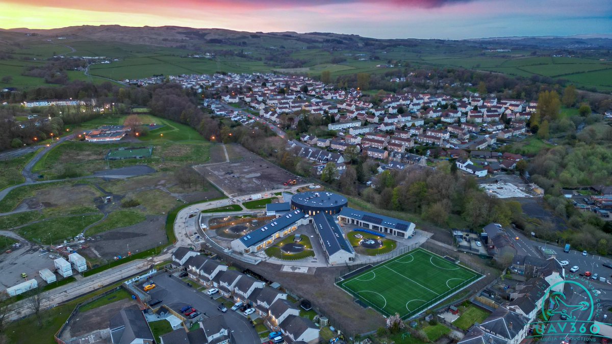 The new Moorpark Primary School from above.

#uav360 #aerialphotography #aerialvideo #drone #dronephotography #aerial360 #360photography #aerialphotographer #photography #dji #djidrone #droneshot, #ScottishDroneServices, #DroneScotland, #photography, #videography, #aerialfootage