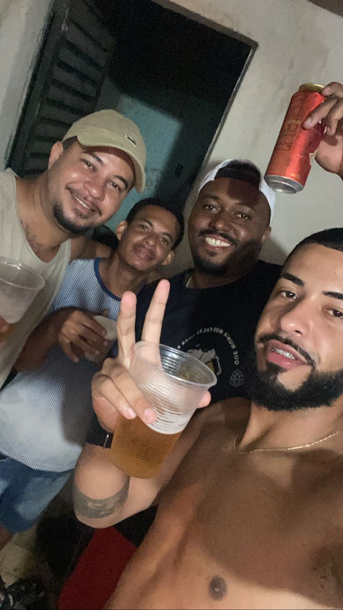 Gessecardoso's tweet photo. Só os de infância ❤️ https://t.co/R8ydEaYFsA