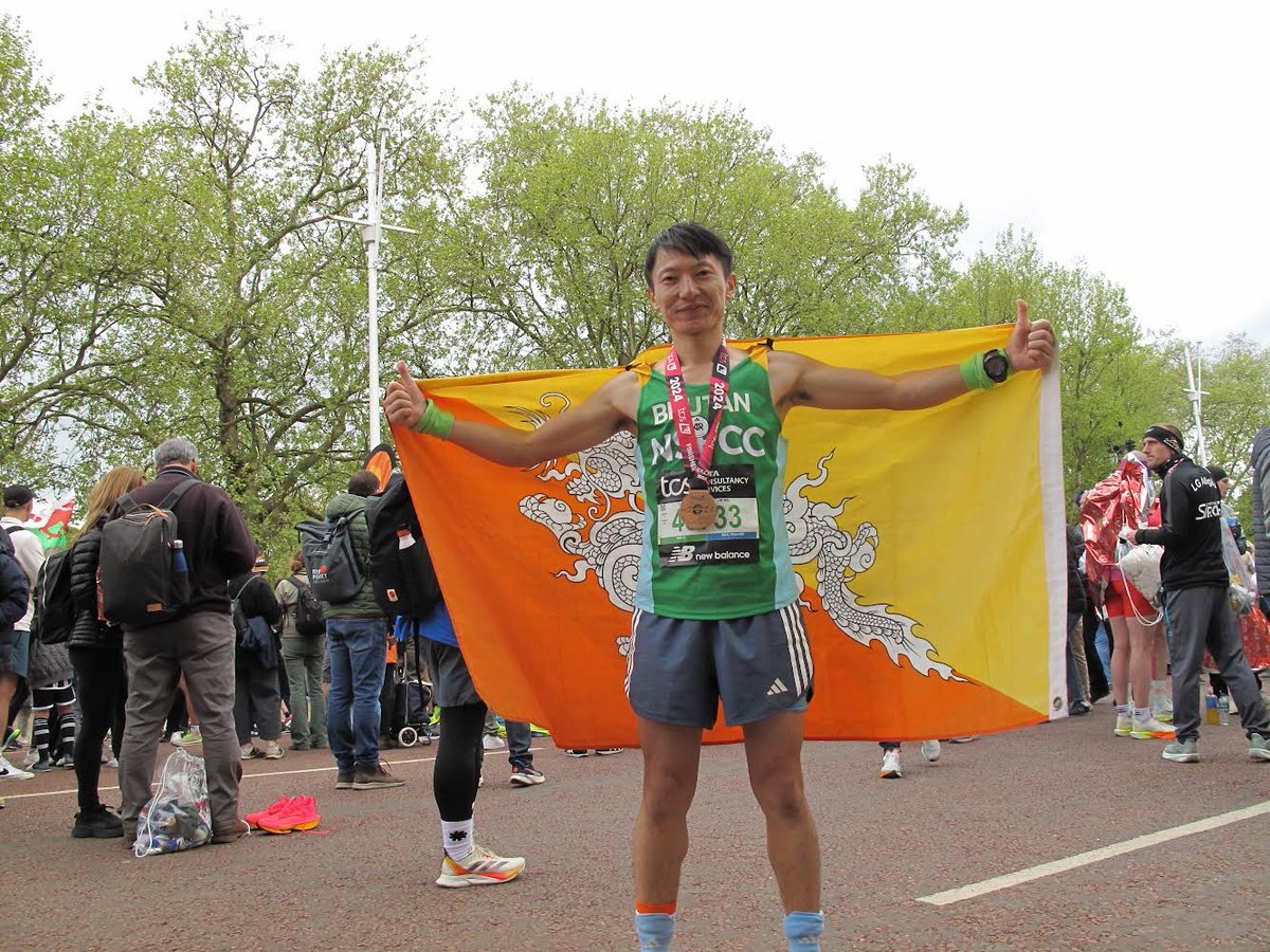 tregxel's tweet photo. A surreal experience at the London Marathon 2024. 
#londonmarathon2024 #Bhutan https://t.co/unYmuHmf1k