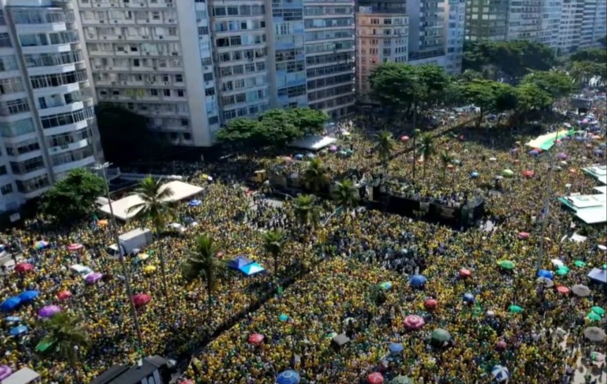 lcon_RIO's tweet photo. @reinaldoazevedo Flopou sim cambada de vagabundos....confia.....kkkkk!!!!! https://t.co/mvFlCLblWK