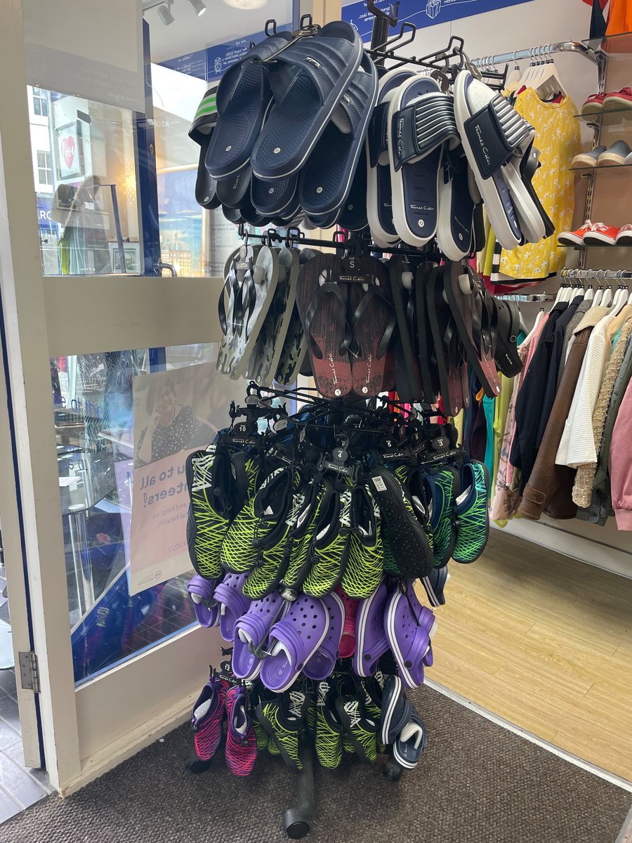 AlnwickMind12's tweet photo. Such amazing summer shoes. From clogs to aqua shoes. We even have the beach bags 🤩 #shopwithus #summer #MyMindshop https://t.co/hSm65zyLpS