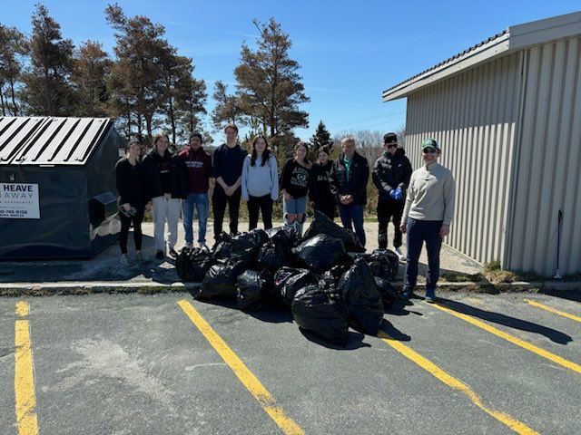 WVHWarriors's tweet photo. The WVH outdoor cleanup was a success. Huge shout out to students and teachers who took some time during the weekend to cleanup the school grounds. Thanks Mr. Smith and Mr. Walsh!  Thanks to the students too!!  Go Warriors. https://t.co/NHUzb0iQSU