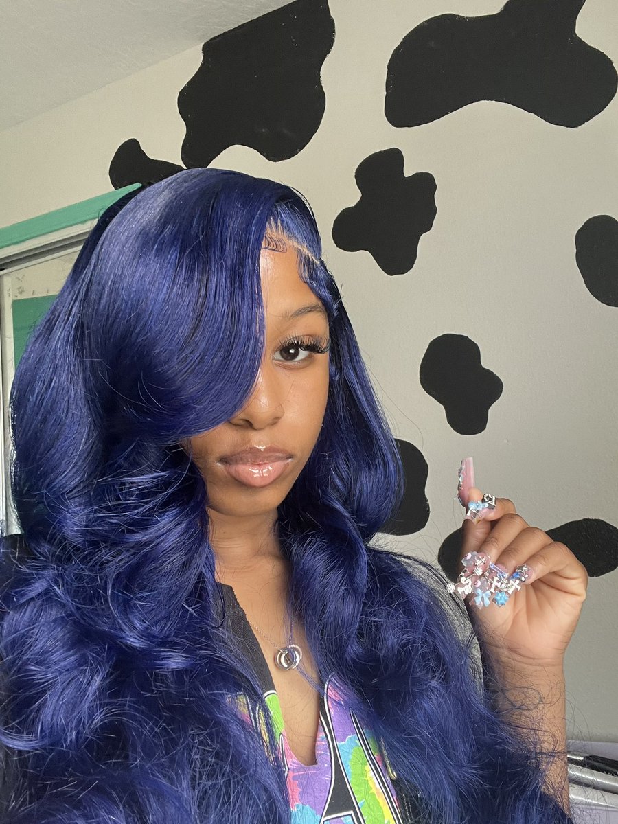 Donesty2's tweet photo. I'm so fucking sexccc! 💙🫧 https://t.co/Lauip0ng4b