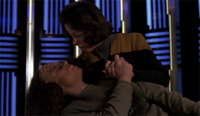 fmcutler's tweet photo. This VOY is also a good one. 

Season 1, Episode 14
First aired: May 8, 1995
Teleplay by: Kenneth Biller
Story by: Jonathan Glassner and Kenneth Biller
Directed by: Winrich Kolbe
Stardate: 48784.2 (2371)

#AllStarTrek #VOY #Faces https://t.co/HP8PDVc5Z2