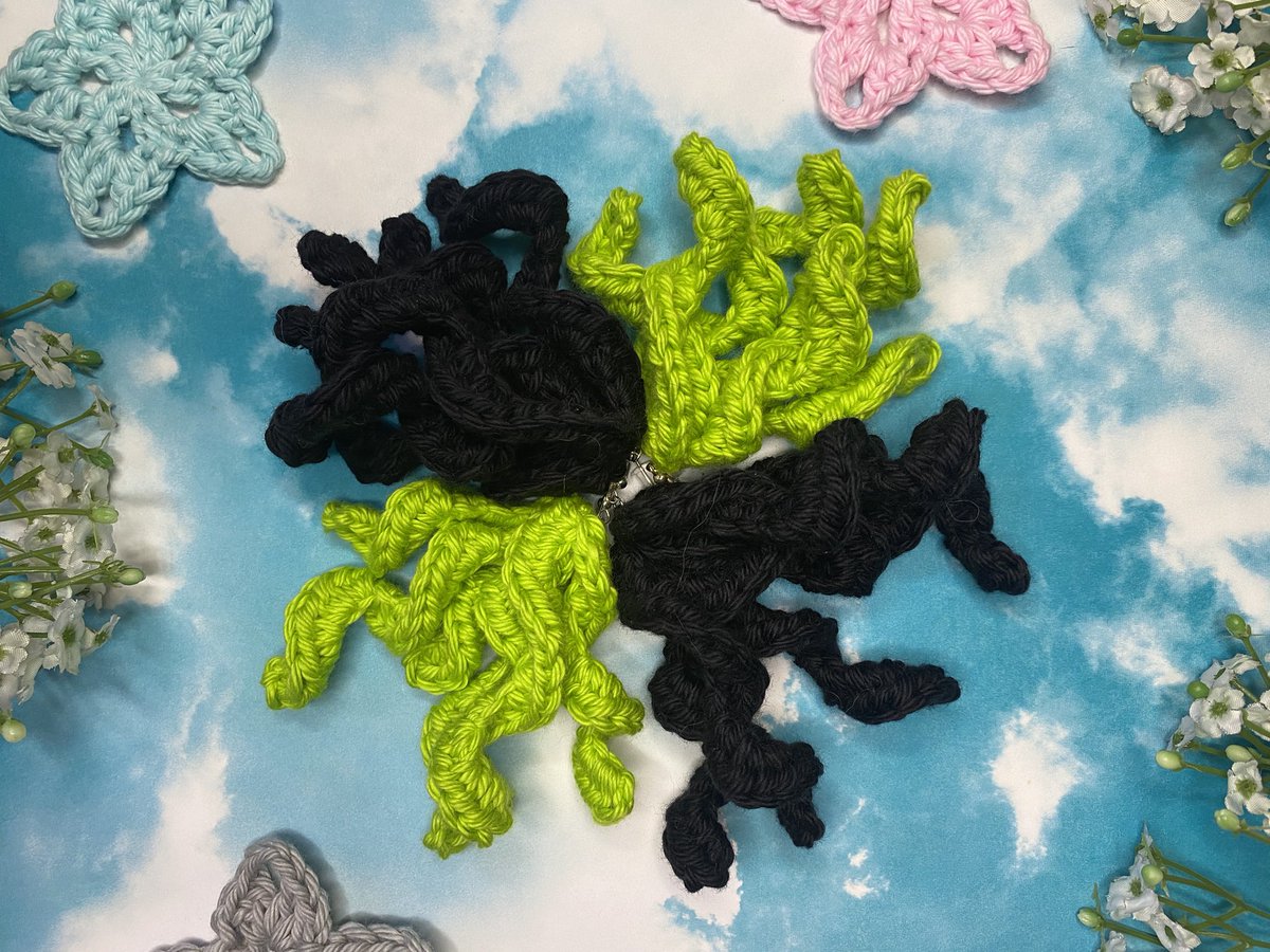 I’ve been working hard on paying off a ver bill from an emergency dental surgery for my little guy &amp; am finally down to the last $180

To help alleviate some of the stress I’m running a 15% off sale thru Saturday with code GIZMO, I’m so grateful for the support I’ve received 💖