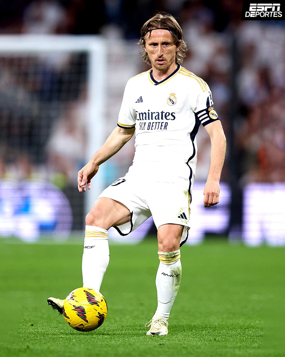 ESPNDeportes's tweet photo. No somos conscientes de que posiblemente hemos visto el último clásico de Luka Modrić 🥺 https://t.co/36YeybGdVt