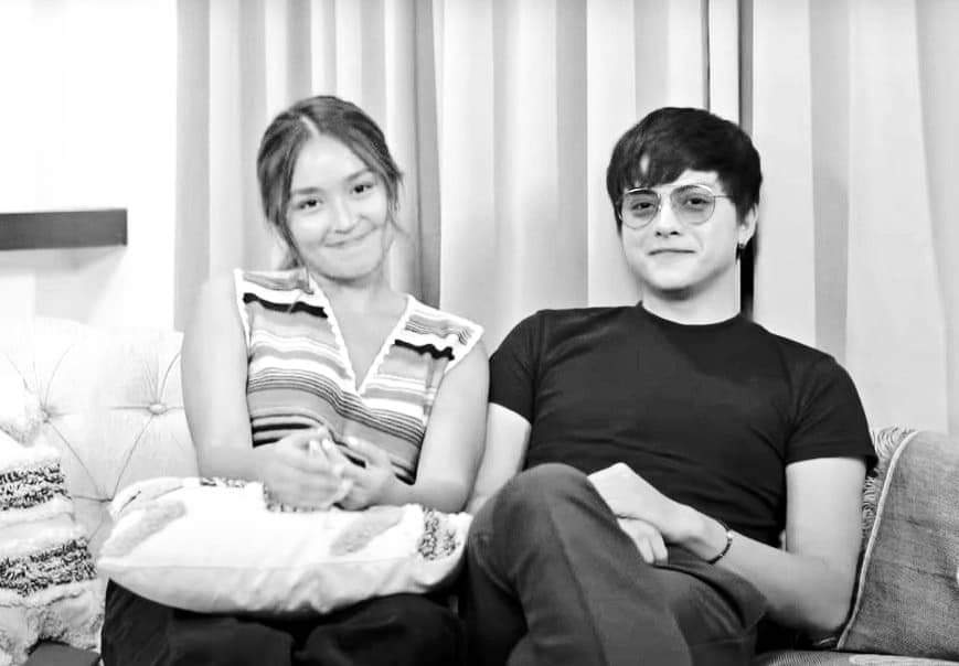 _jajally's tweet photo. Choosing one person to support is hard that's why I choose the both of you even it's a lot harder at least it's for the both of you.

I love you to bits my palagi 🌻 https://t.co/WW2CsGO5ln